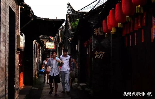 图库最新照片揭秘，小巷深处的特色小店探索