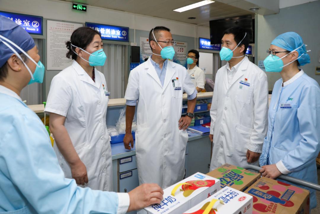 新疆最新疫情实时播报，科技引领抗疫新时代